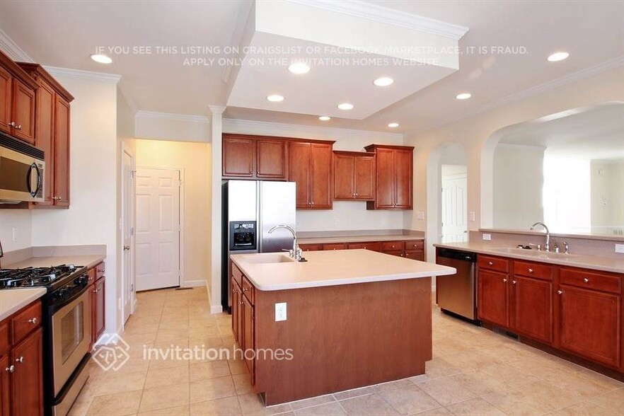 Building Photo - 12443 Pawleys Mill Cir