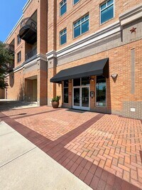 Building Photo - Mayfaire Townview 1 Bed/2 Bath + Bonus Room, Second Floor, Balcony