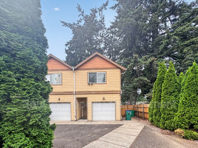 Building Photo - 1109 NE 106th Ave