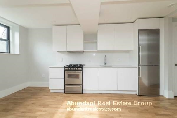 Primary Photo - 123 Highland Ave