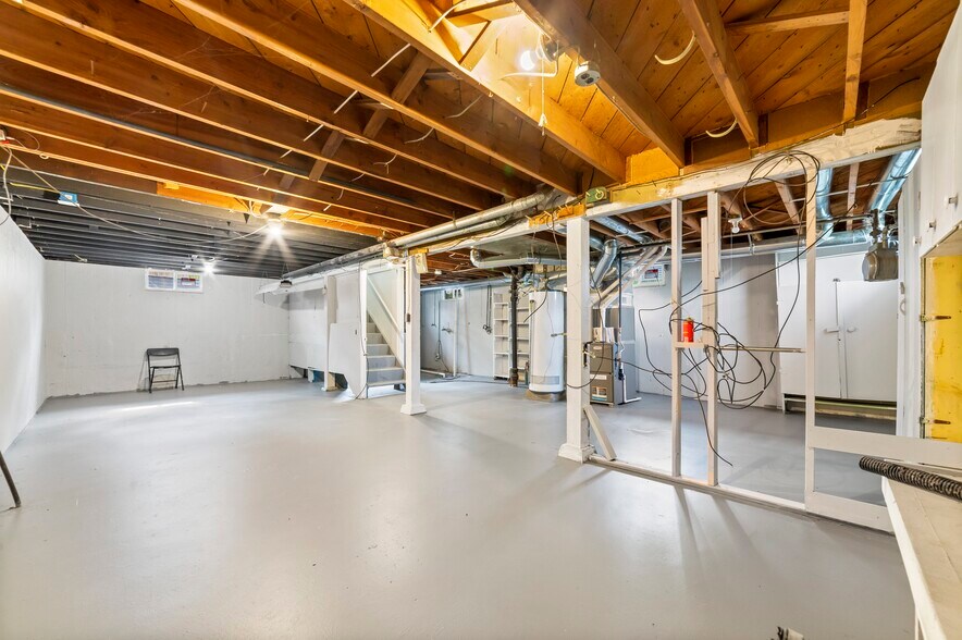 Basement - 2405 14th Ave