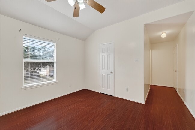 Building Photo - 3119 Myrtle Ranch Dr