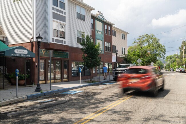 Building Photo - 50 N Broadway