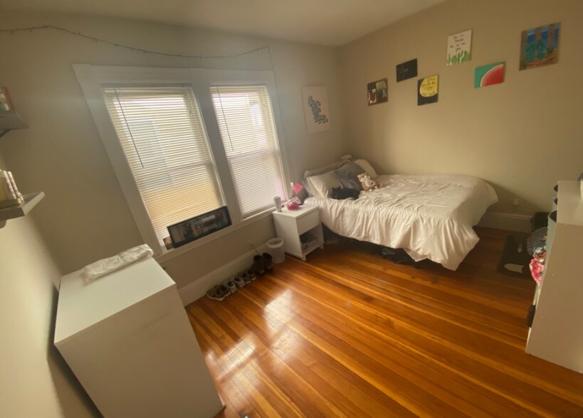 Building Photo - 36 Sudan St