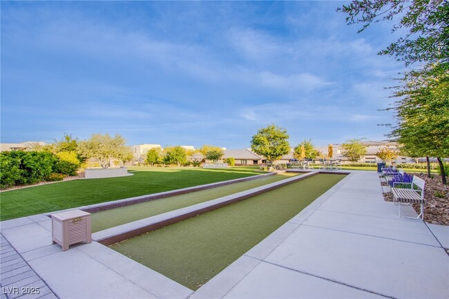 Building Photo - 10960 Merito Ct
