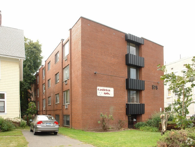 Building Photo - 575 Farmington Ave