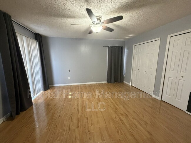 Building Photo - 772 Olympic Cir