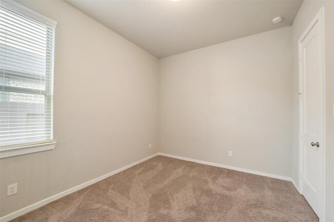 Building Photo - 29130 Parker Heights Ln