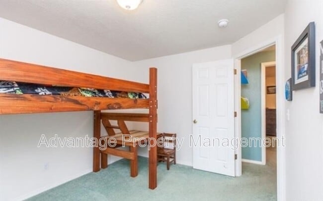 Building Photo - 3122 30th Ave SE