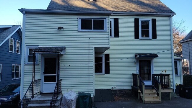 Building Photo - 78 Sargent St