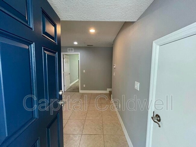 Building Photo - 4501 Bay Spring Ct