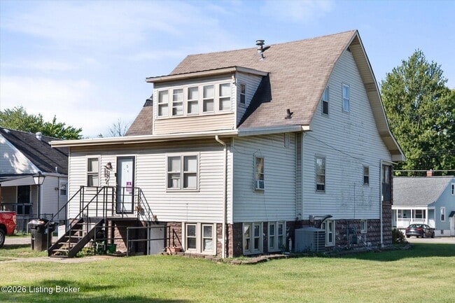 Building Photo - 4925 Southside Dr