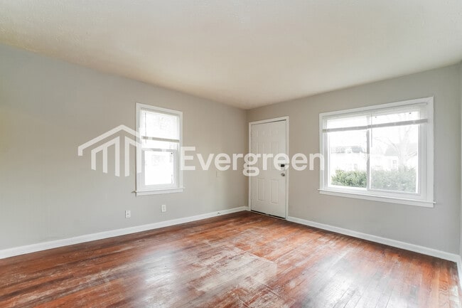 Building Photo - 3081 Grasmere Ave