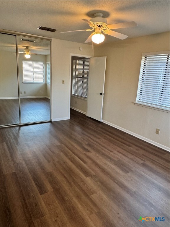 Building Photo - 118 Rattan Dr