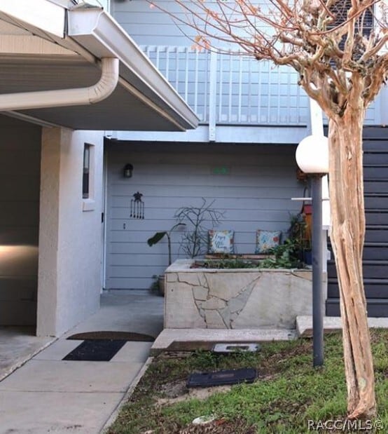 Building Photo - 760 E Gilchrist Ct