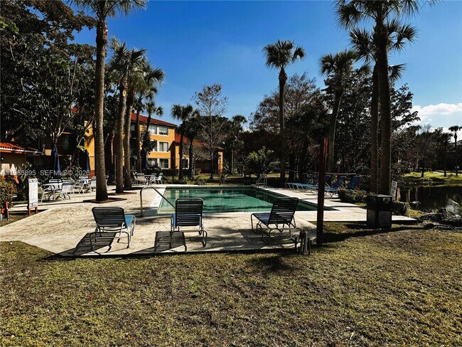 Building Photo - 10725 Cleary Blvd