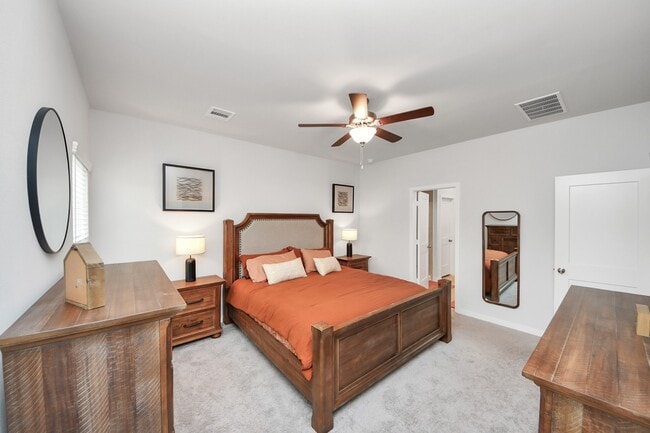 Building Photo - 25089 Pomegranate Pl