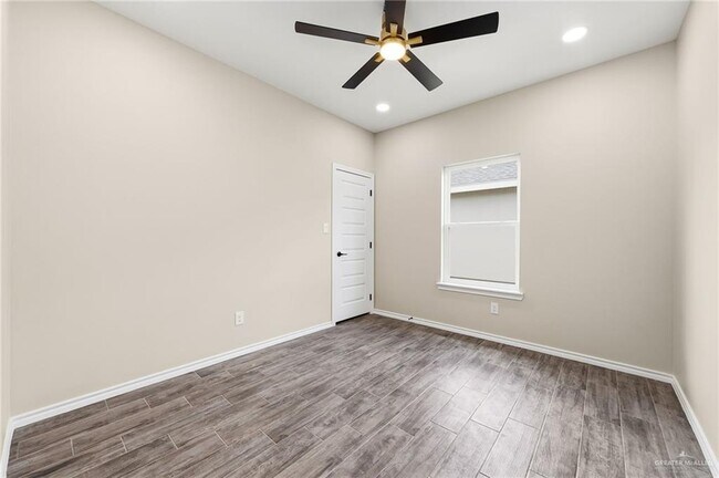 Building Photo - 18032 Spruce St