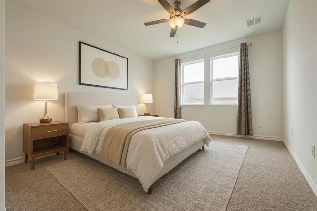 Building Photo - 1007 Moose Rd