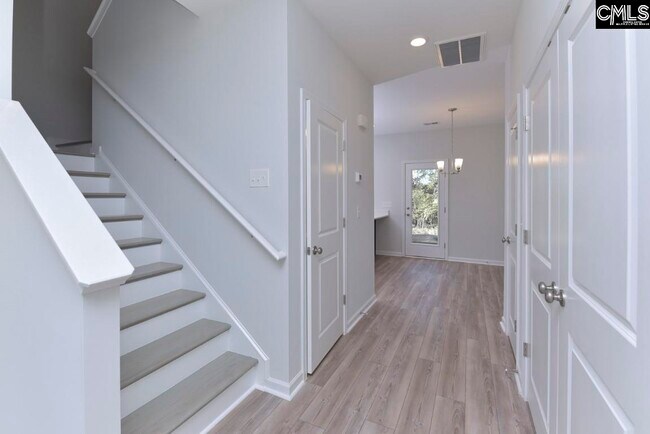 Building Photo - 185 Northwood St