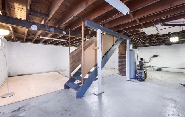 Building Photo - 55 Old Middletown Rd