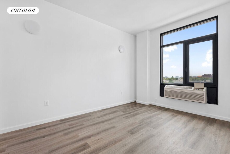Building Photo - 4622 Fort Hamilton Pkwy