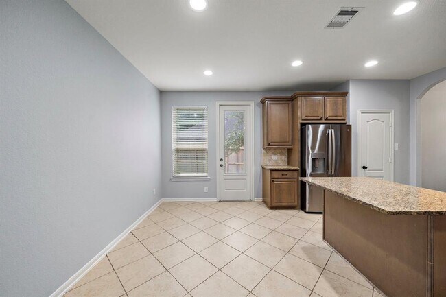 Building Photo - 119 Red Eagle Ct