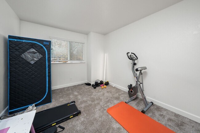 Building Photo - 8105 Prior Way