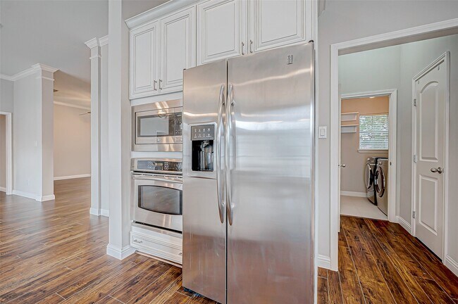 Building Photo - 5410 Portage Rock Ln