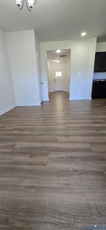 Building Photo - 9005 White Plains Ct
