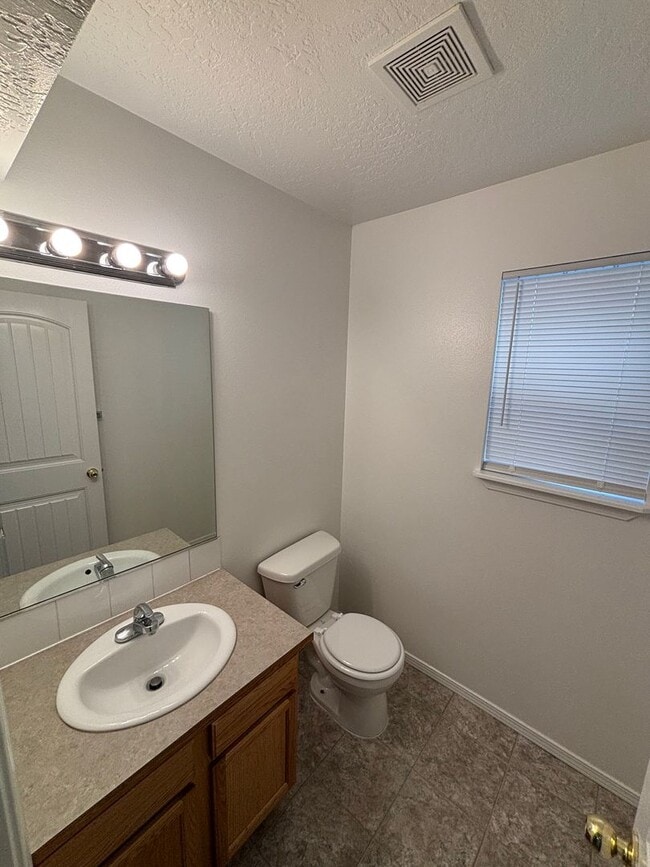 Building Photo - 3484 W Vela Pl