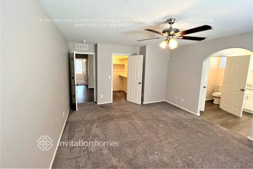 Building Photo - 2832 W Bowker St