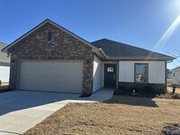 Building Photo - 145 Lillian Farms Blvd