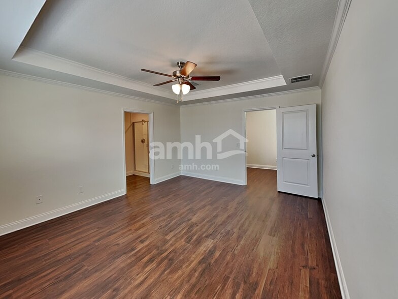 Building Photo - 6214 Little Blf Cir