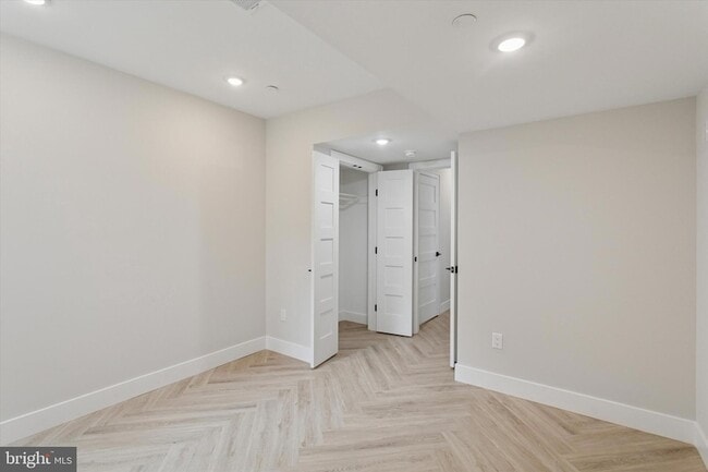 Building Photo - 2120 Bellmore St