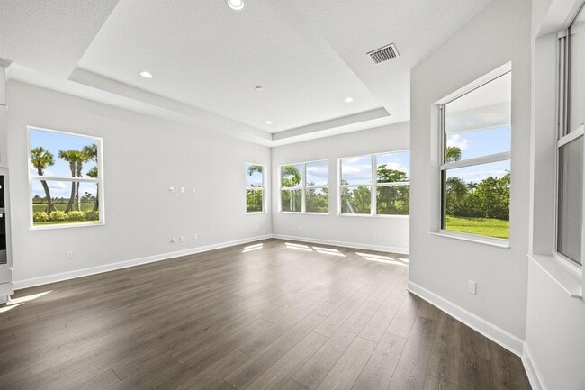 Building Photo - 14421 Spruce Pne Dr
