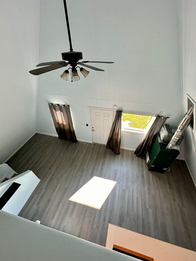 Building Photo - 2 Bed, 1 Bath A-Frame for Rent!