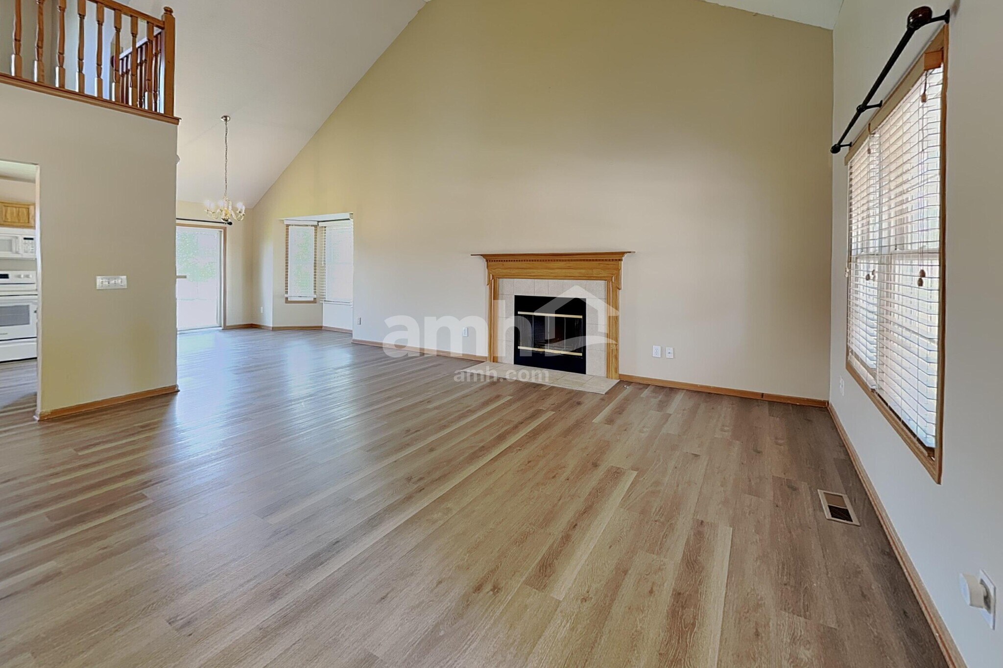 Building Photo - 485 Sycamore Creek St