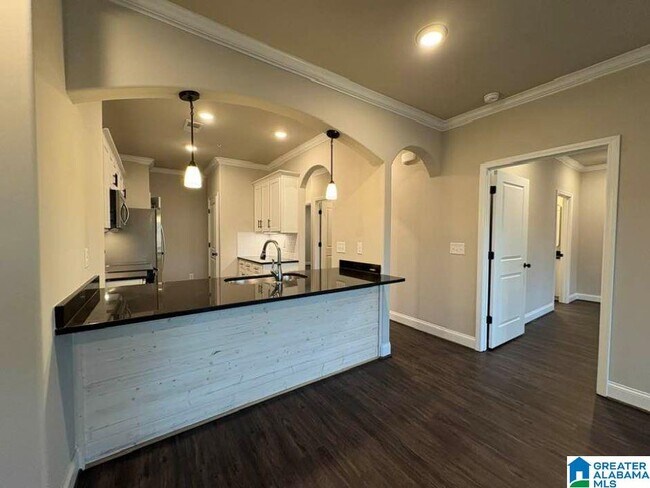 Building Photo - 4401 Lennox Pl