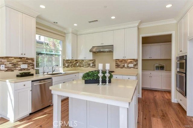 Building Photo - 134 Stallion