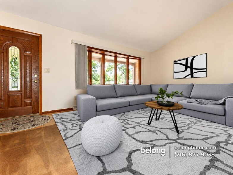 Building Photo - 36230 Skytop Ln