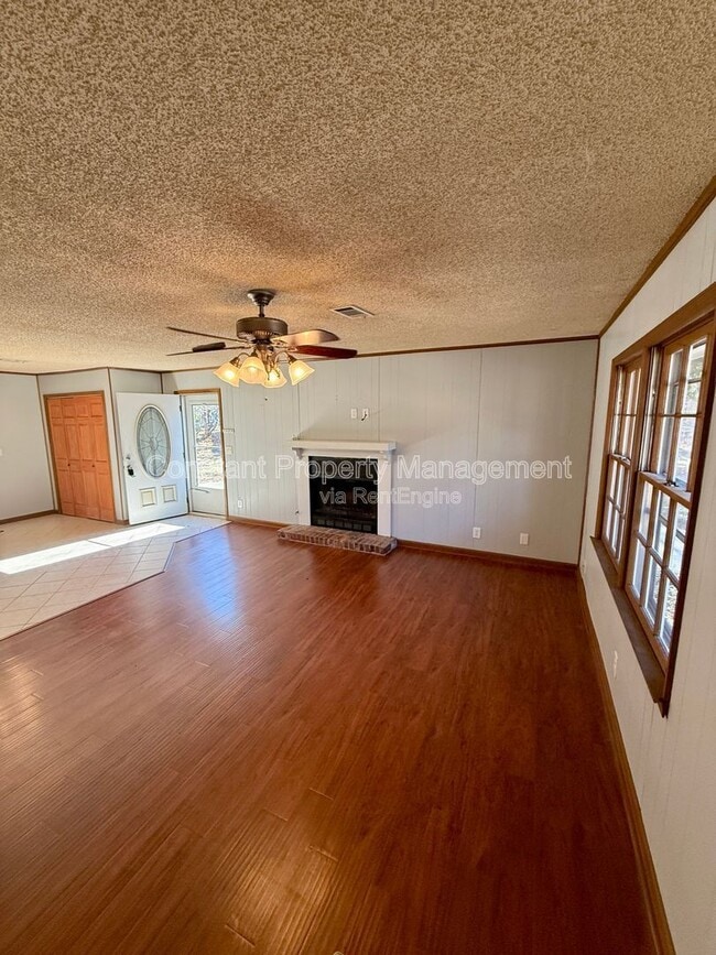 Building Photo - 934 Waluhiyi Trail