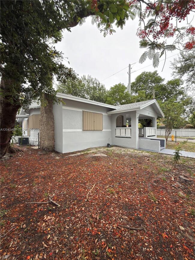 Building Photo - 103 NW 35th St