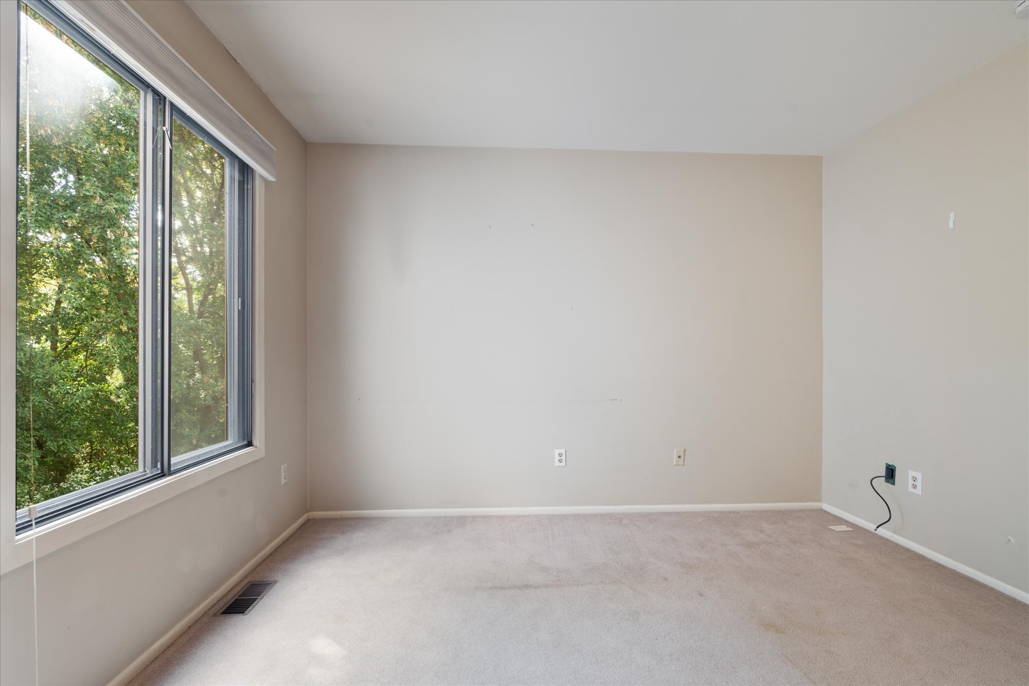 Bedroom 2 - 4761 Cedar Lake Rd S