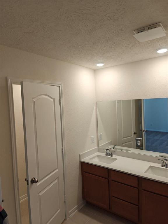Building Photo - 22406 Birch Bud Ln