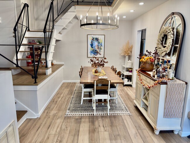 Building Photo - 361 Claremont Ave