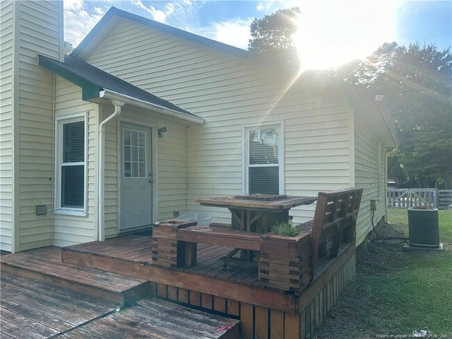 Building Photo - 9598 Holbrook Ln