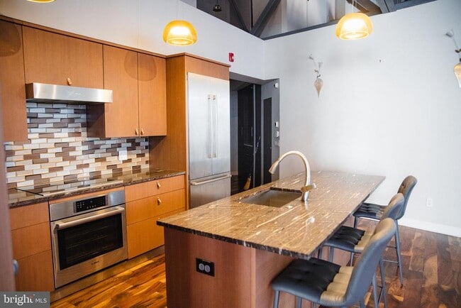 Building Photo - 1147 N 4th St