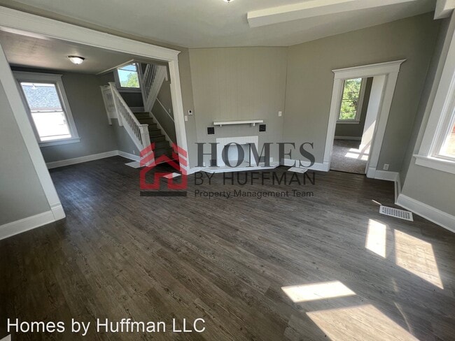 Building Photo - 4 br, 2 bath House - 616 Covert Avenue