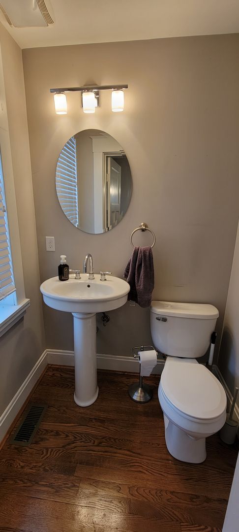 Building Photo - Oakley Home - 3 Bed, 1.5 Bath